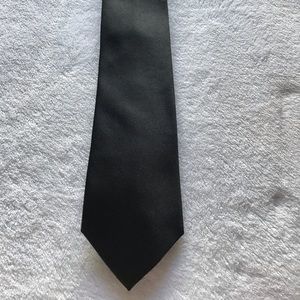 RoundTree & Yorke Black Tie